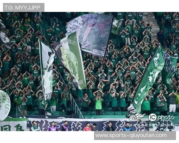 国安前锋法比奥在对阵大连英博比赛中戴帽当选中超第26轮最佳球员