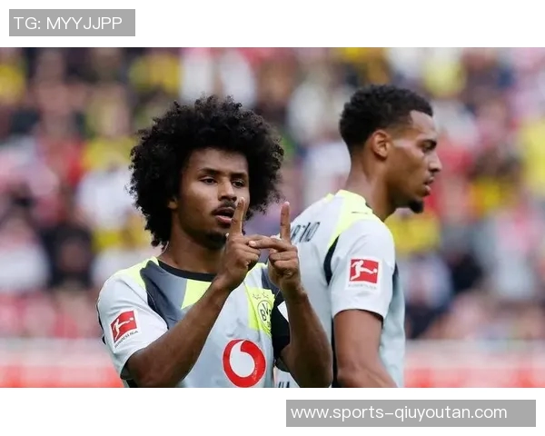 德媒报道阿德耶米将与多特蒙德高层会谈或面临罚款与禁赛风险